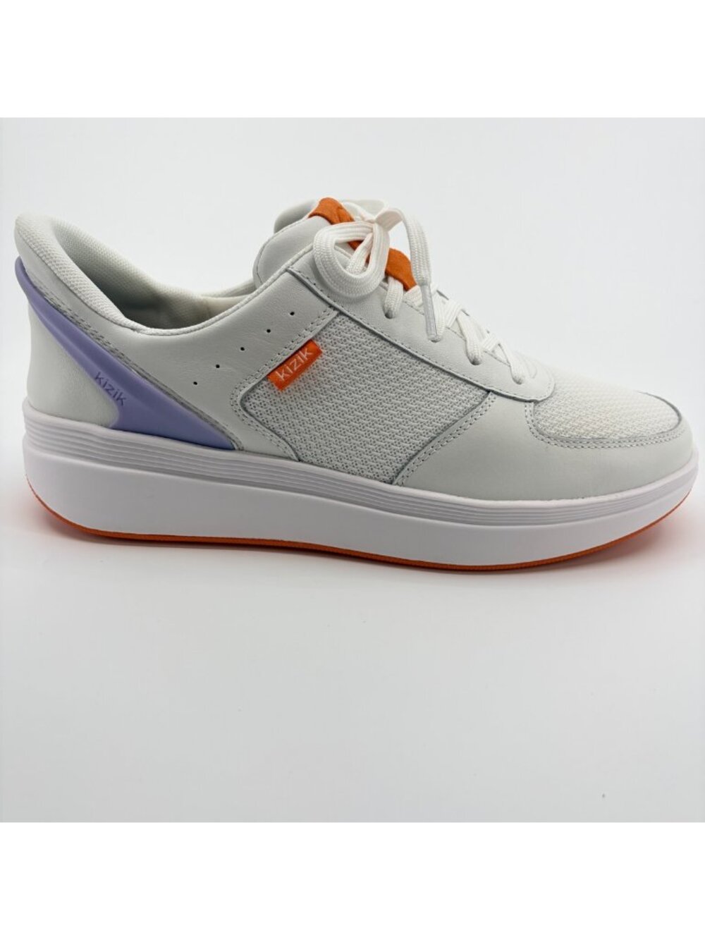 Kizik Brisbane Womens Size 9.5D White Lilac Athletic Hands Free Shoes Sneakers